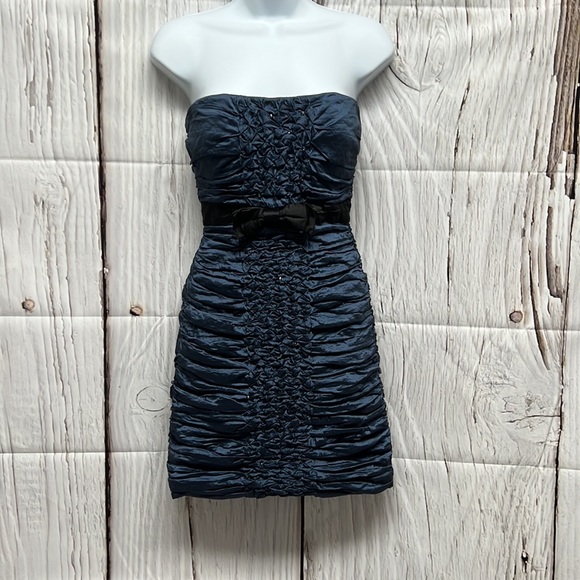BCBGMaxAzria China Blue Ruched Strapless Dress - size 2 - Picture 2 of 10